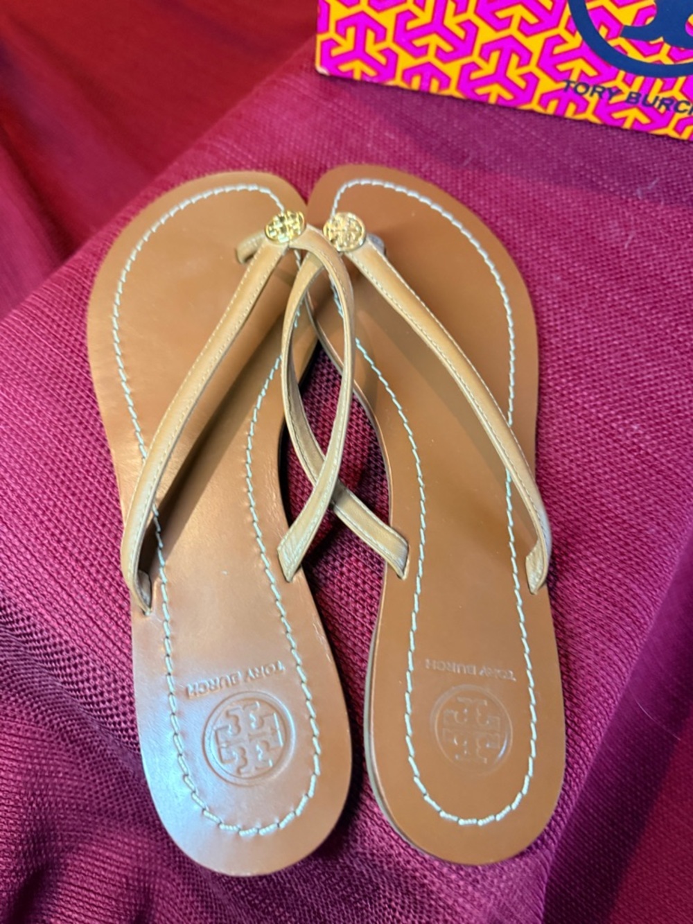 Tory Burch Royal Tan & Gold Terra Thong Veg Leather Sandal Box - Picture 3 of 12